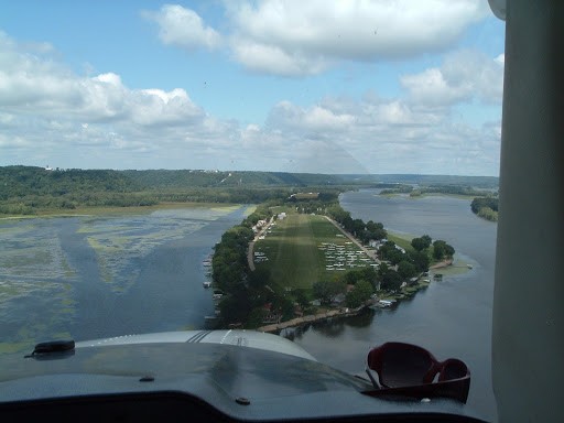 Guttenberg, Iowa (IA23) Airport