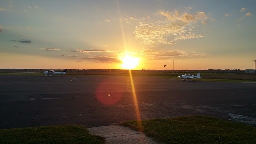 Monroe, Wisconsin (KEFT) Airport