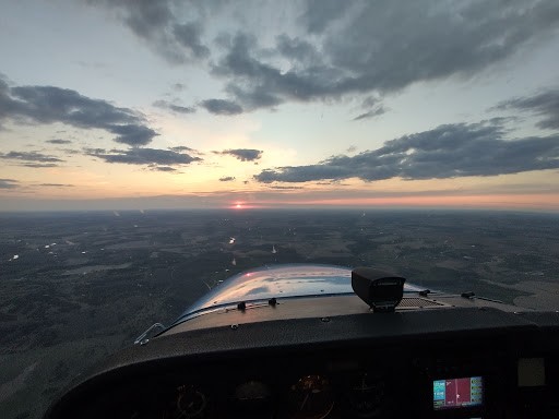 Savanna, Illinois (KSFY) Airport