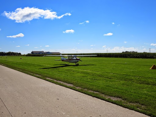 Sully, Iowa (8C2) Airport